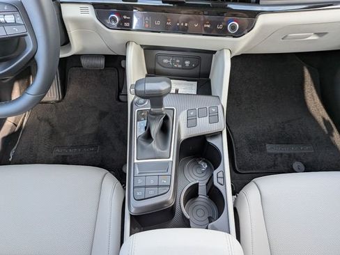 New 2026 Kia Sportage EX FWD image 21