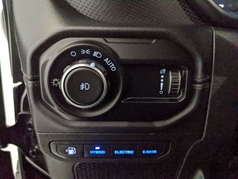 Used 2024 Jeep Wrangler Unlimited Rubicon 4xe AWD/4WD image 13