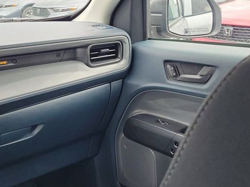 Used 2022 Ford Maverick XL FWD image 4