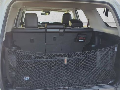 Used 2022 Toyota 4Runner SR5 Premium w/ Moonroof Package AWD/4WD image 23