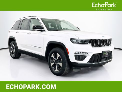 Used 2023 Jeep Grand Cherokee 4WD 4xe image 1