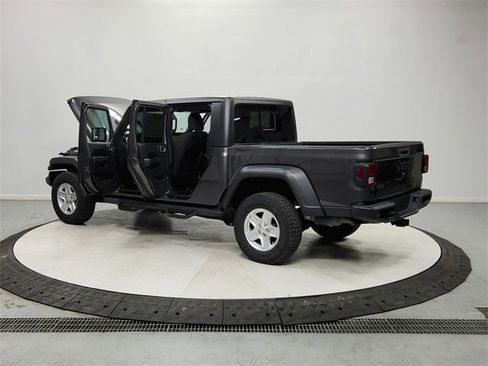 Used 2020 Jeep Gladiator Sport w/ Quick Order Package 24S image 13