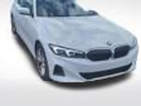Used 2026 BMW 330i Sedan RWD image 2
