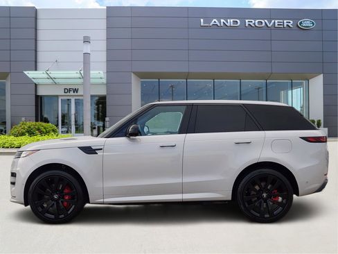 Certified 2025 Land Rover Range Rover Sport Dynamic SE image 3