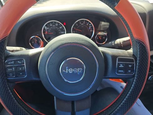 Used 2018 Jeep Wrangler Unlimited Sport S image 15