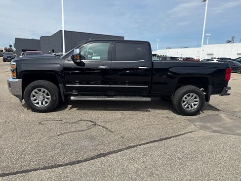 Used 2018 Chevrolet Silverado 3500 LTZ w/ Duramax Plus Package AWD/4WD image 4
