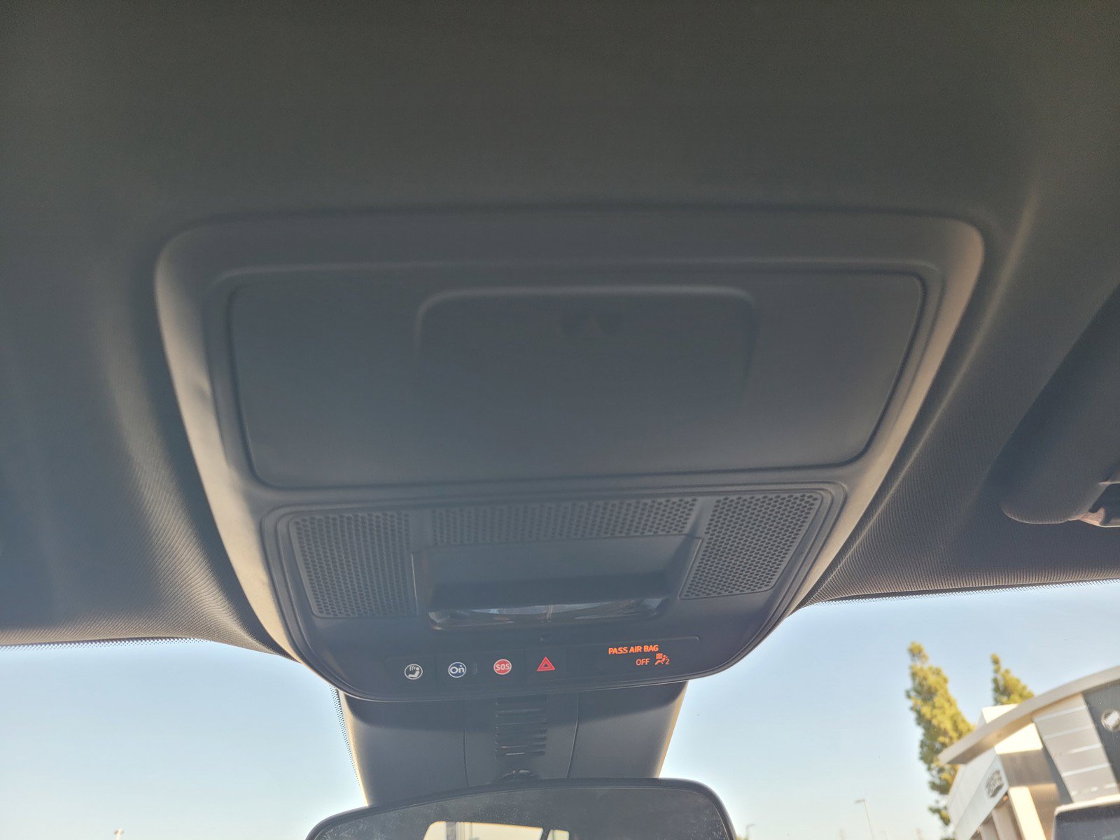 Used 2025 GMC Acadia Elevation FWD image 19