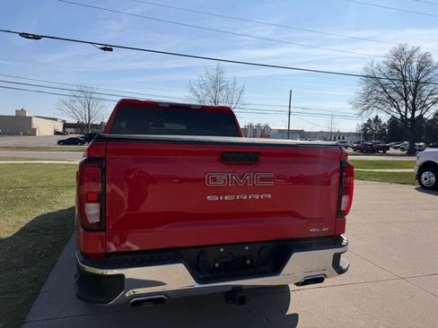 Used 2023 GMC Sierra 1500 SLE image 6