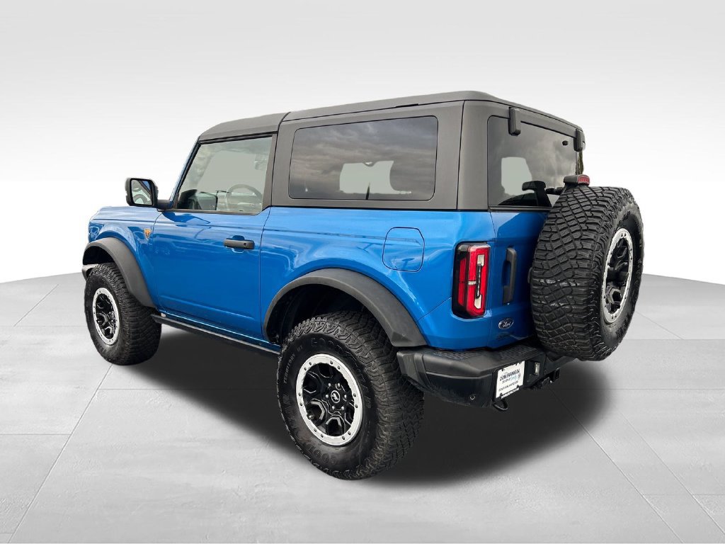 Used 2023 Ford Bronco Badlands w/ Sasquatch Package AWD/4WD image 3