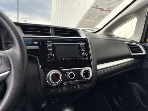 Used 2016 Honda Fit LX image 12