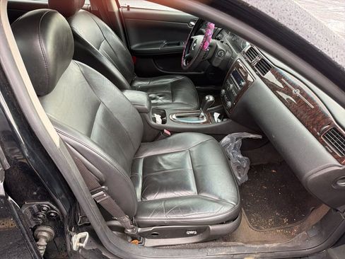 Used 2013 Chevrolet Impala LTZ image 10