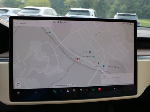 Used 2021 Tesla Model S Long Range AWD/4WD image 18