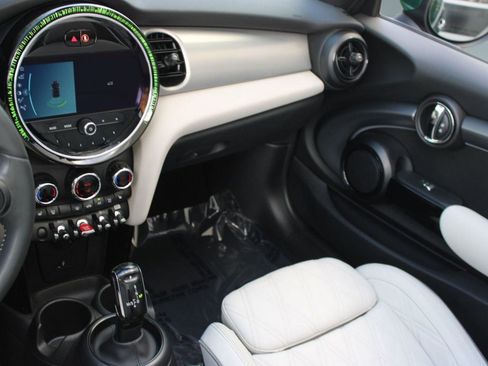 Used 2023 MINI Cooper S w/ Signature Upholstery Package image 31