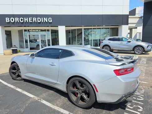 Used 2017 Chevrolet Camaro SS image 3