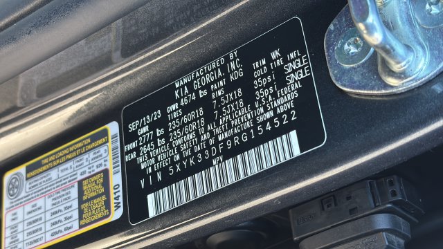 Used 2024 Kia Sportage EX FWD image 27