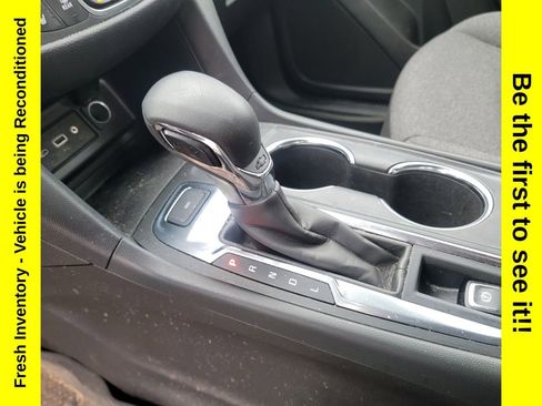 Used 2022 Chevrolet Equinox LT AWD/4WD image 23