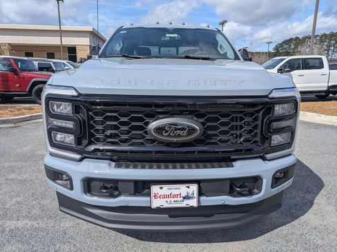 Certified 2026 Ford F250 Lariat w/ Black Appearance Package image 8