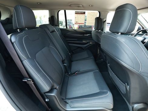 Used 2023 Jeep Grand Cherokee L Laredo w/ Luxury Tech Group I AWD/4WD image 29
