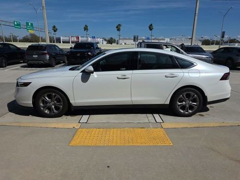 Used 2024 Honda Accord EX image 8