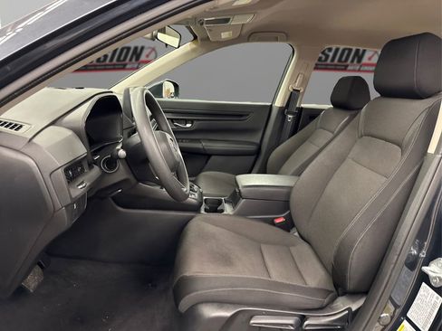 Used 2023 Honda CR-V LX image 9