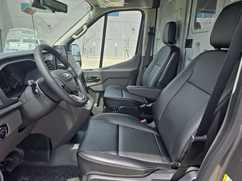 New 2025 Ford Transit 250 148 High Roof RWD image 3