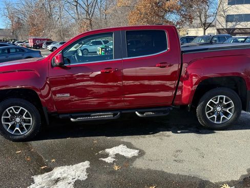 Used 2018 GMC Canyon All Terrain w/ Trailering Package image 5