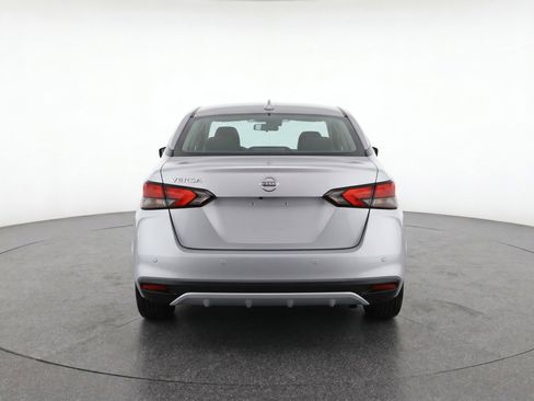 Used 2025 Nissan Versa SV FWD image 7
