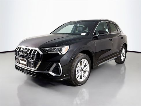New 2025 Audi Q3 2.0T Premium image 3