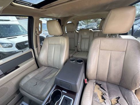 Used 2012 Ford Expedition XLT AWD/4WD image 19