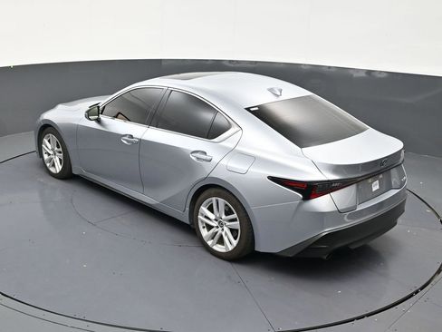 Used 2023 Lexus IS 300 w/ Comfort Package RWD image 15