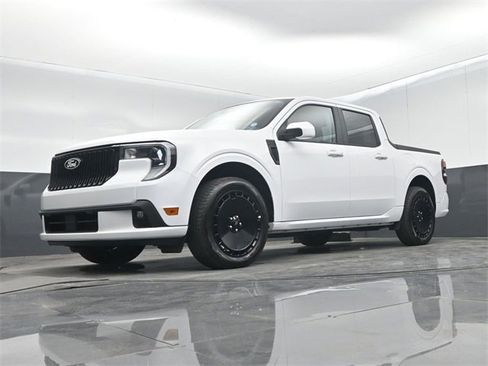 Used 2025 Ford Maverick Lobo image 50