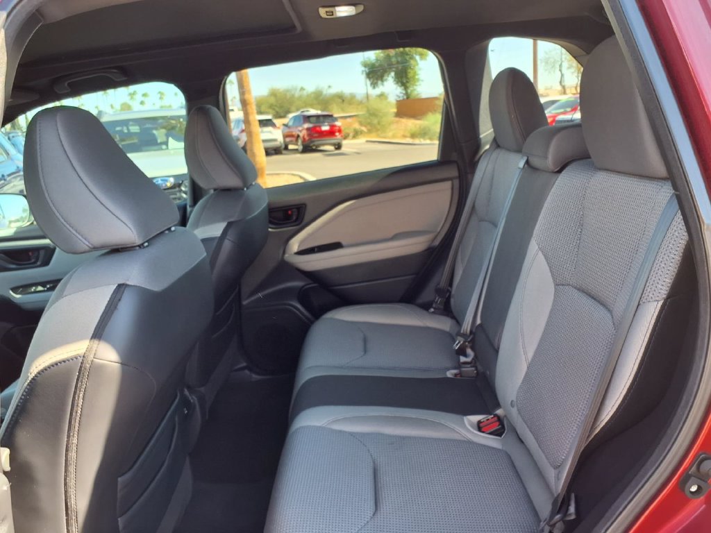 Used 2026 Subaru Forester Premium AWD/4WD image 23