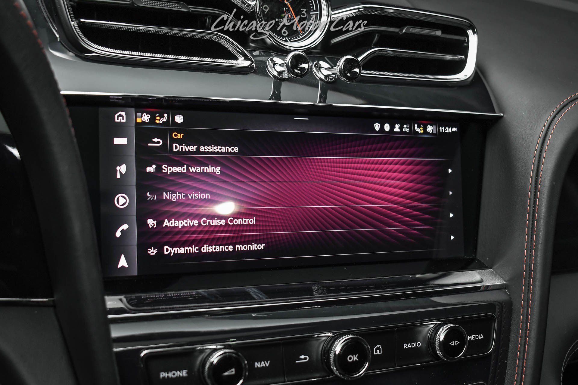 Used 2021 Bentley Bentayga AWD/4WD image 18