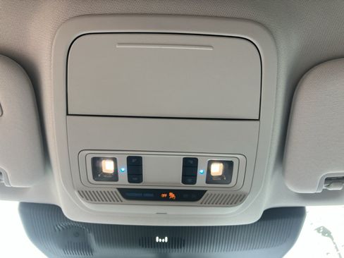 Certified 2025 Ford Explorer Active w/ Active Comfort Package RWD image 19