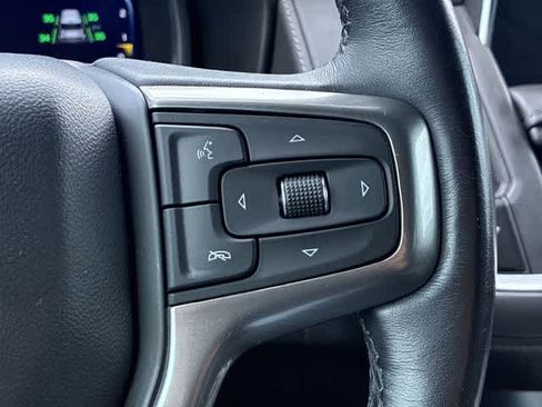 Used 2022 Chevrolet Tahoe Z71 w/ Z71 Off-Road Package AWD/4WD image 25