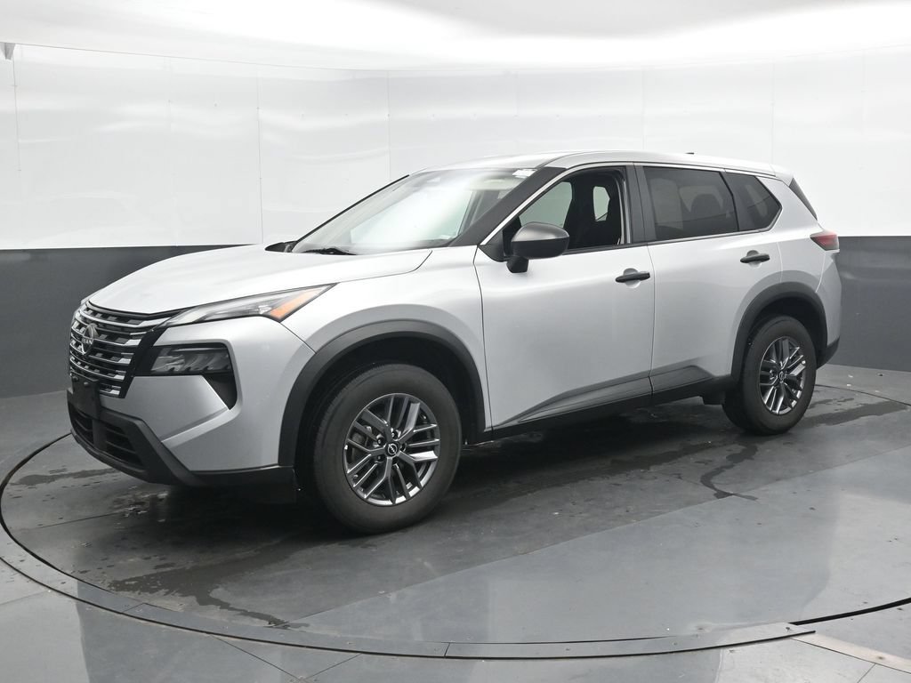 Used 2024 Nissan Rogue S AWD/4WD image 7