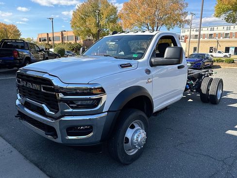 New 2025 RAM 4500 Tradesman w/ Chrome Appearance Group image 3