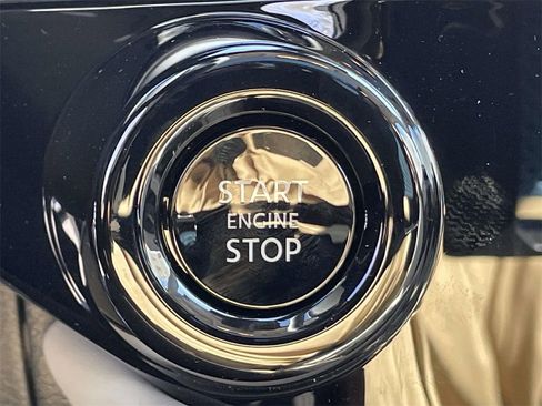 New 2026 Nissan Pathfinder SL w/ SL Premium Package image 19