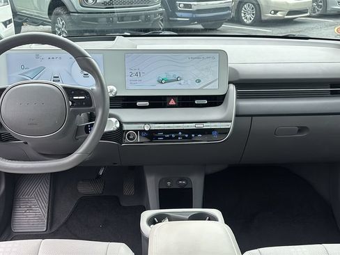 Used 2024 Hyundai Ioniq 5 Limited AWD/4WD image 12