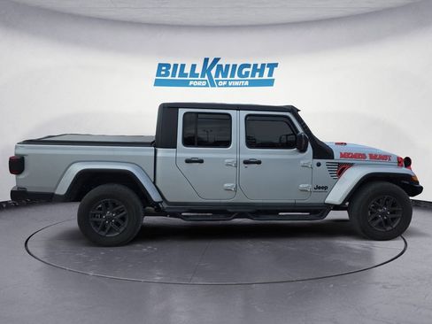 Used 2024 Jeep Gladiator Sport image 6