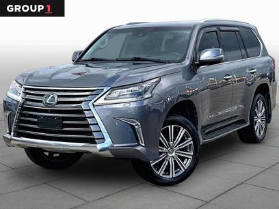 Used 2016 Lexus LX 570 4WD w/ Luxury Package
