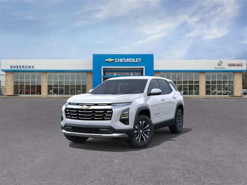 New 2026 Chevrolet Equinox LT w/ Convenience Package II image 8