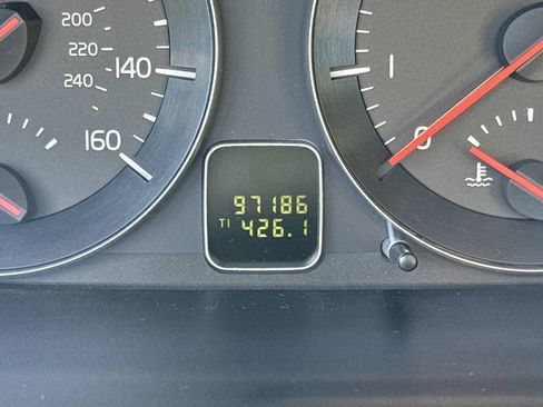 Used 2009 Volvo C70 T5 FWD image 27
