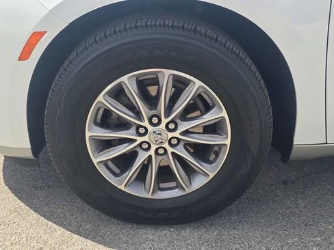 Used 2024 Buick Enclave Essence w/ Sound and Sites Package image 9