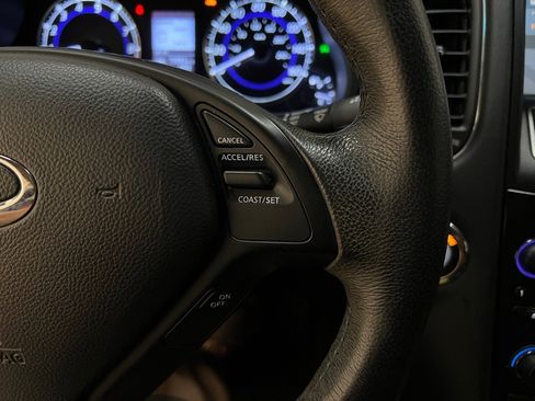 Used 2017 INFINITI QX50 AWD image 19