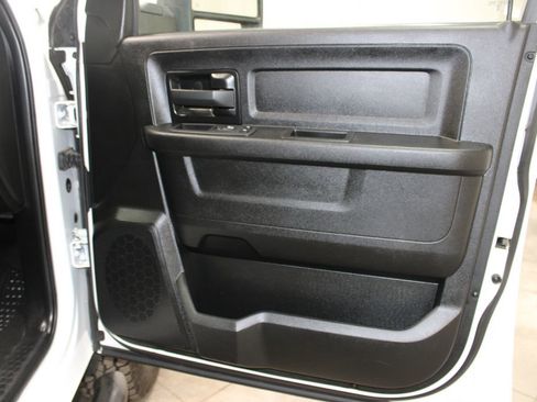 Used 2024 RAM 2500 Tradesman w/ Chrome Appearance Group AWD/4WD image 47