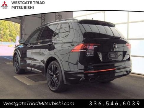Used 2022 Volkswagen Tiguan SE R-Line FWD image 6