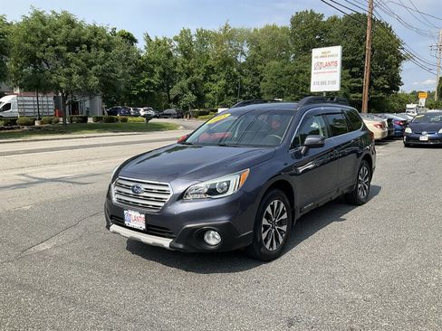 Used 2015 Subaru Outback 2.5i Limited AWD/4WD image 1