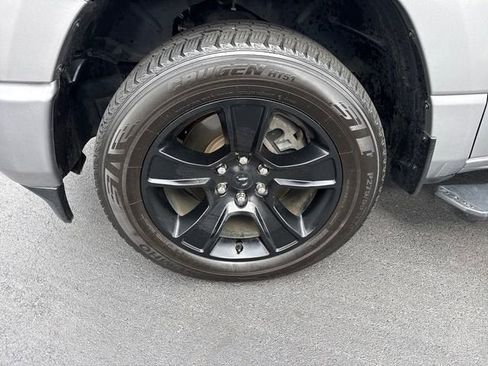 Used 2022 RAM 1500 Big Horn AWD/4WD image 9