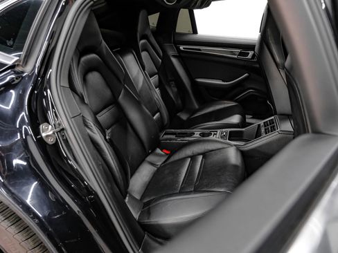 Used 2017 Porsche Panamera 4S image 45